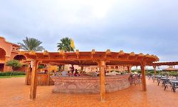 Отель Charmillion Gardens Aqua Park 5*