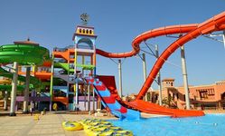 Отель Charmillion Gardens Aqua Park 5*