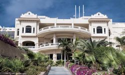 Отель Continental Plaza Beach 5*