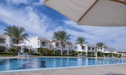 Отель Continental Plaza Beach 5*