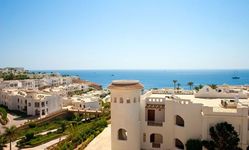 Отель Continental Plaza Beach 5*