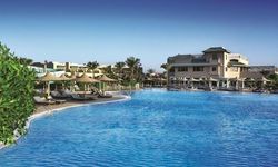 Отель Coral Sea Holiday 5*