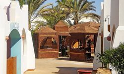 Отель Domina Coral Bay Aquamarine Beach 5*