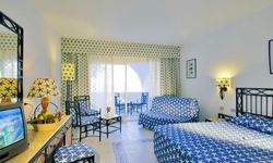 Отель Domina Coral Bay Aquamarine Beach 5*