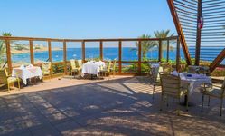 Отель Island View Resort 5*