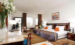 Отель Jolie Ville Royal Peninsula Hotel & Resort 5*