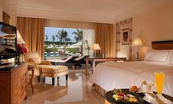 Отель Le Royale Collection Luxury Resort 5*