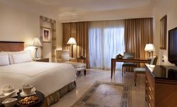 Отель Le Royale Royal Holiday Resort 5*