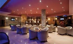 Отель Amwaj Oyoun Hotel & Resort 5*